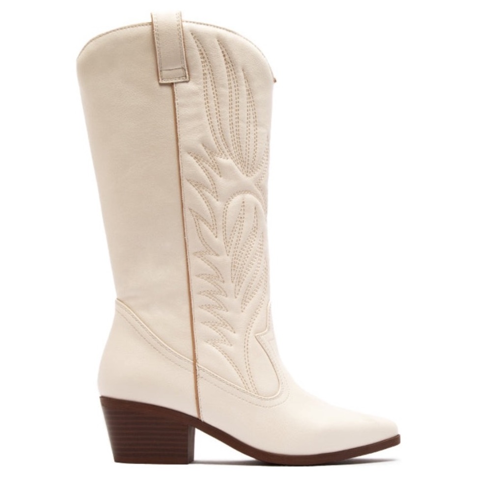 Qupid Montana Stone White Festival Embroidered Cowboy Boot 6 10